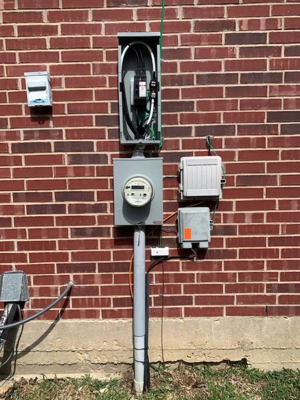 Gallery photos for Full Electrical Service Upgrade with Panel and Meter Base in Fort Worth: Image #3