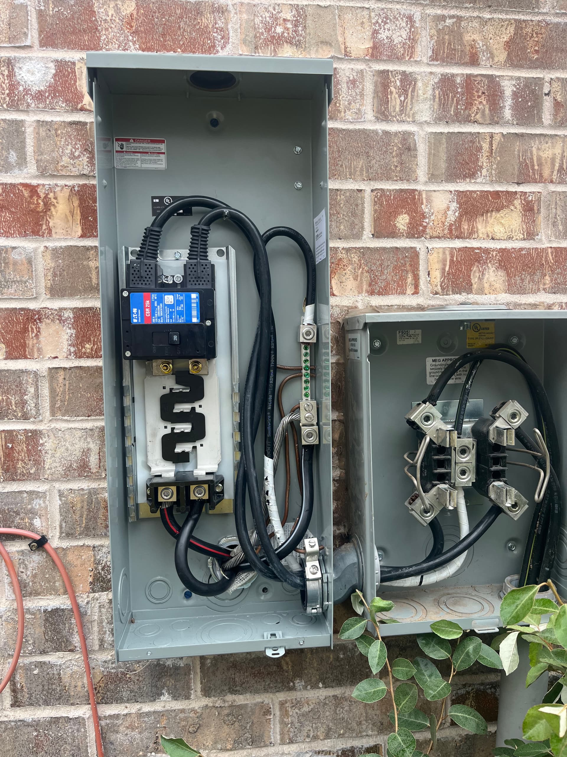 Gallery photos for 200-Amp Emergency Disconnect and Sub-Panel Install in Plano: Image #2